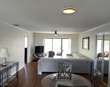 632 Victoria Drive - Photo Thumbnail 10
