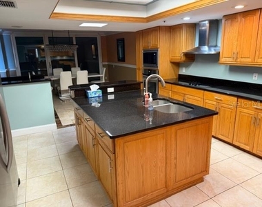 17900 Gulf Boulevard - Photo Thumbnail 10