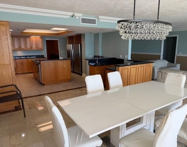 17900 Gulf Boulevard - Photo Thumbnail 3