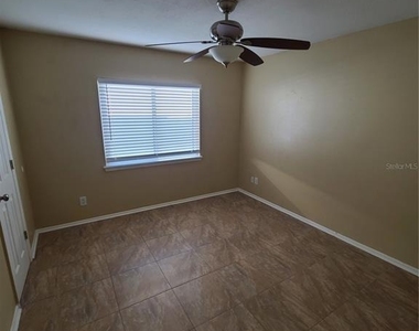 13701 Lazy Oak Drive - Photo Thumbnail 12