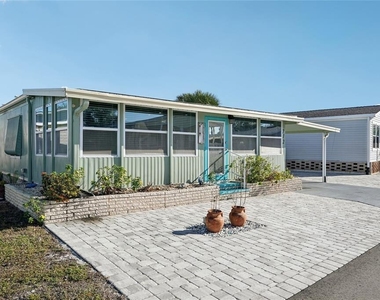 712 Roma Road - Photo Thumbnail 1