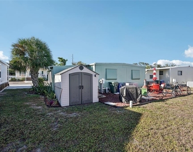 712 Roma Road - Photo Thumbnail 21