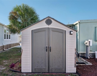 712 Roma Road - Photo Thumbnail 22