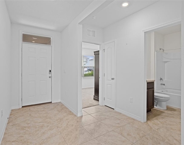 2143 Kalin Way - Photo Thumbnail 3