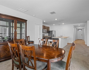 2143 Kalin Way - Photo Thumbnail 16