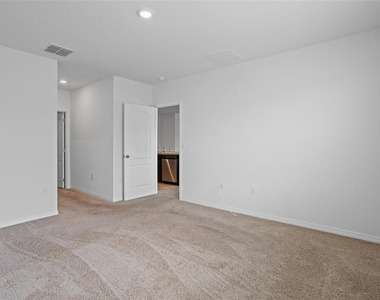2143 Kalin Way - Photo Thumbnail 24