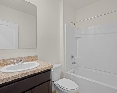 2143 Kalin Way - Photo Thumbnail 7
