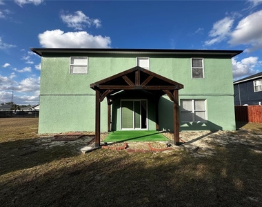 15040 Sw 39th Circle - Photo Thumbnail 2