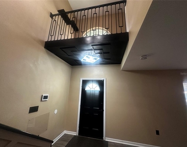 15040 Sw 39th Circle - Photo Thumbnail 16