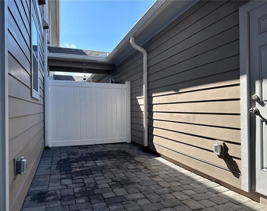 2962 Voyager Avenue - Photo Thumbnail 23