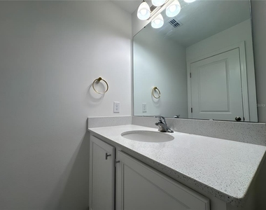 2962 Voyager Avenue - Photo Thumbnail 17