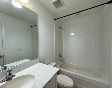 2962 Voyager Avenue - Photo Thumbnail 18