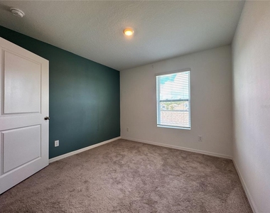 2962 Voyager Avenue - Photo Thumbnail 16