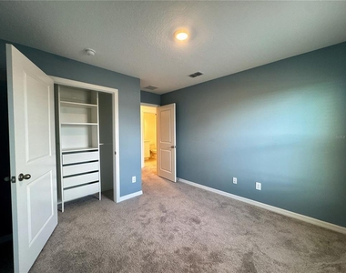 2962 Voyager Avenue - Photo Thumbnail 19