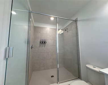 2962 Voyager Avenue - Photo Thumbnail 10
