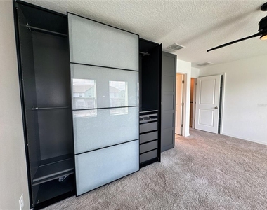 2962 Voyager Avenue - Photo Thumbnail 12