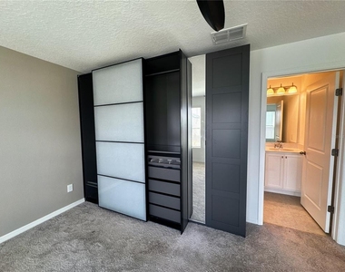 2962 Voyager Avenue - Photo Thumbnail 13