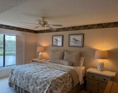 5525 Ashton Lake Drive - Photo Thumbnail 12