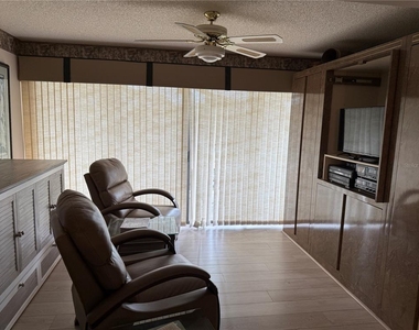 5525 Ashton Lake Drive - Photo Thumbnail 15