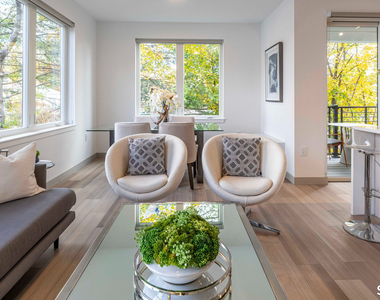 22 Hubbard Road - Photo Thumbnail 6