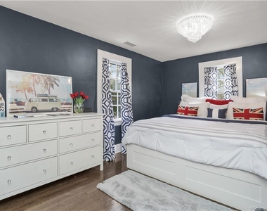61 Hillandale Road - Photo Thumbnail 16
