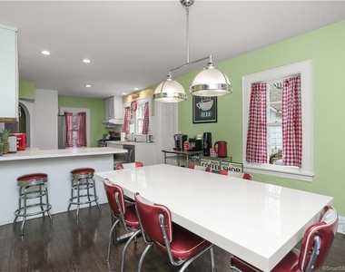 61 Hillandale Road - Photo Thumbnail 9