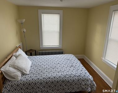 75 Birdsey Avenue - Photo Thumbnail 2