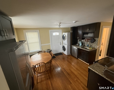 75 Birdsey Avenue - Photo Thumbnail 8
