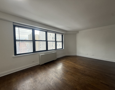240 East 82nd Street - Photo Thumbnail 10