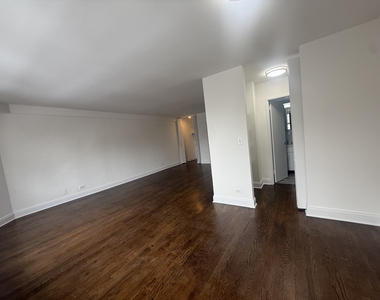 240 East 82nd Street - Photo Thumbnail 5
