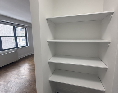 240 East 82nd Street - Photo Thumbnail 8