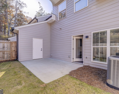 77 Chateau Drive - Photo Thumbnail 52