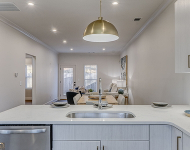 77 Chateau Drive - Photo Thumbnail 19