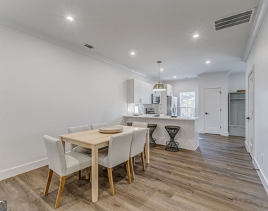 77 Chateau Drive - Photo Thumbnail 24