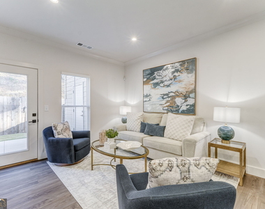 77 Chateau Drive - Photo Thumbnail 29