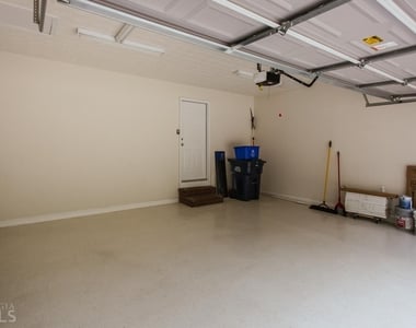 137 Bristol Woods Drive - Photo Thumbnail 14