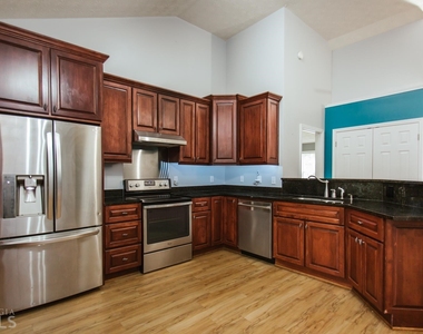 137 Bristol Woods Drive - Photo Thumbnail 19