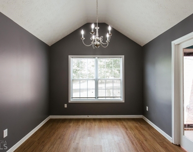 137 Bristol Woods Drive - Photo Thumbnail 20