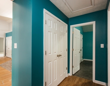 137 Bristol Woods Drive - Photo Thumbnail 4