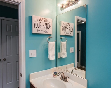 137 Bristol Woods Drive - Photo Thumbnail 6