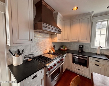 333 Woodland Avenue - Photo Thumbnail 3