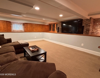 333 Woodland Avenue - Photo Thumbnail 26