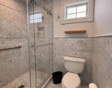 333 Woodland Avenue - Photo Thumbnail 31