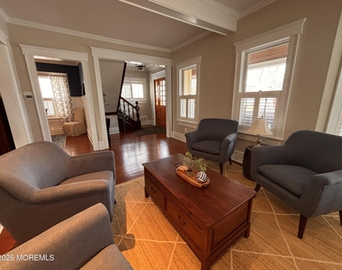 333 Woodland Avenue - Photo Thumbnail 9