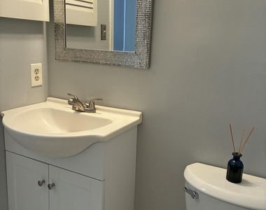 419 Hancock Place - Photo Thumbnail 16