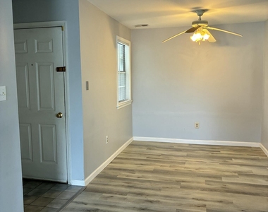 419 Hancock Place - Photo Thumbnail 4