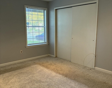 419 Hancock Place - Photo Thumbnail 14