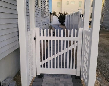 1704 Boulevard - Photo Thumbnail 14