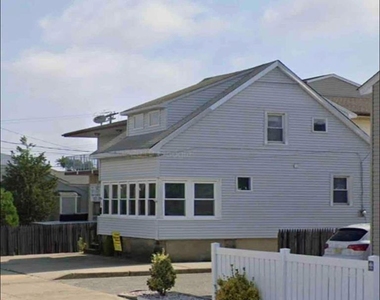 1704 Boulevard - Photo Thumbnail 15