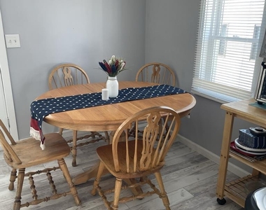 1704 Boulevard - Photo Thumbnail 4